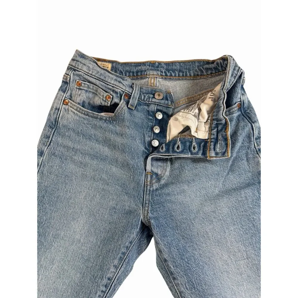 Levi’s Premium 501 Women's W26xL30 Straight Button Fly Light Wash Jeans